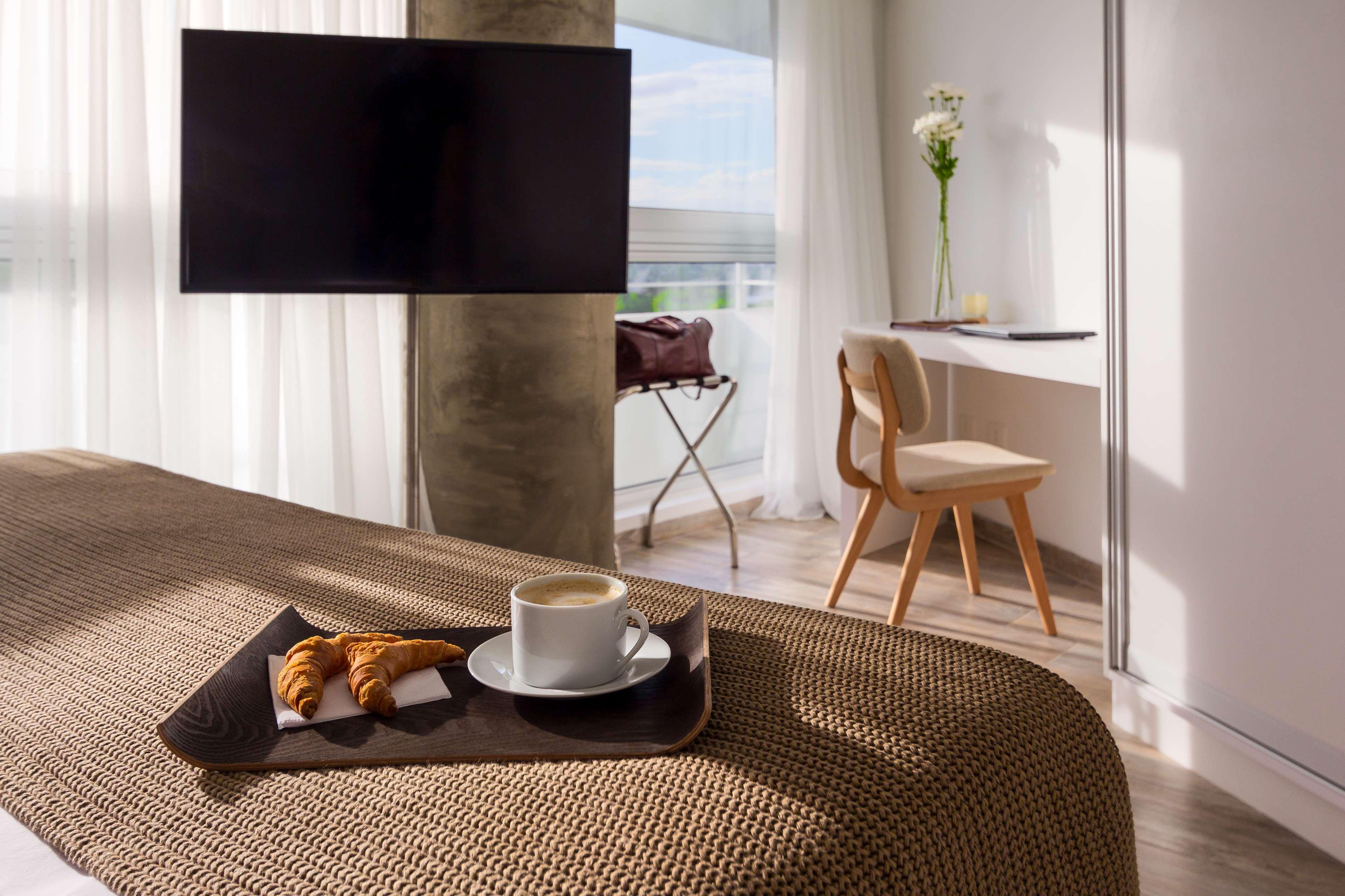 فندق Dazzler By Wyndham Colonia كولونيا ديل ساكرامينتو المظهر الخارجي الصورة